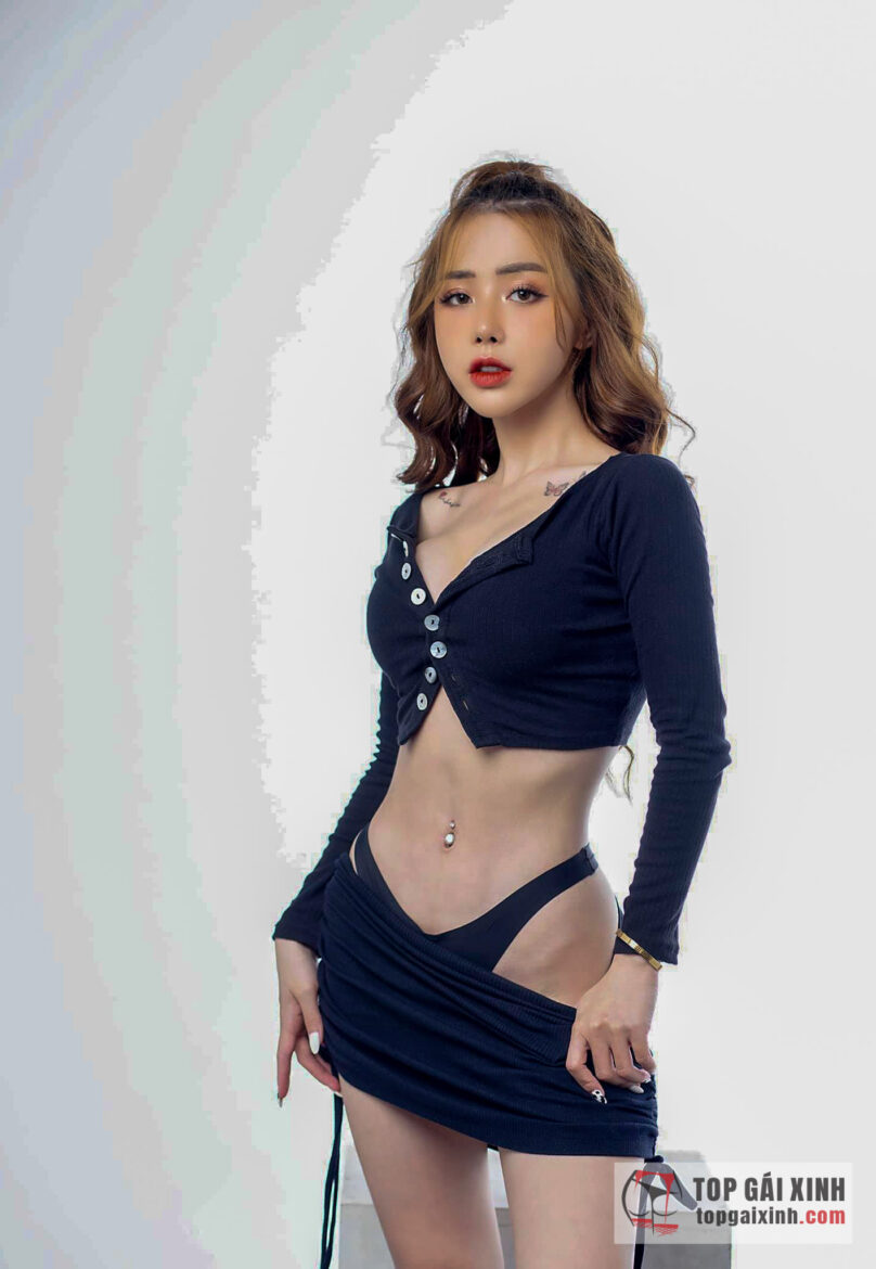 Hot girl Tăng Thiên Kim khiến cộng đồng mạng bỏng mắt vì mặc bikini quá sexy